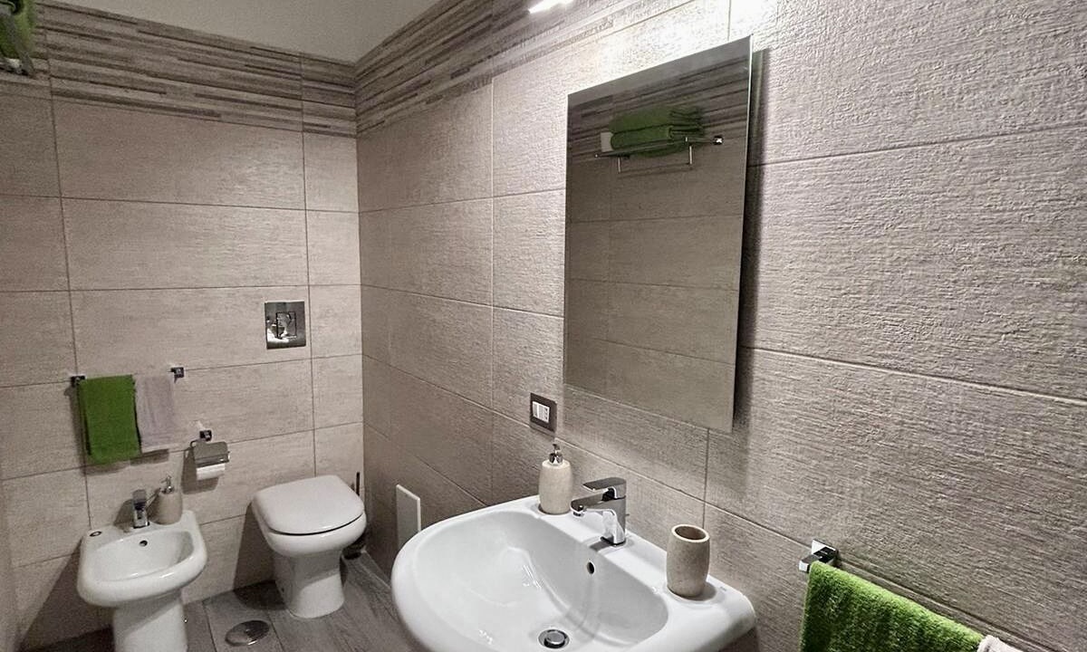 Photo of Bathroom in Naples