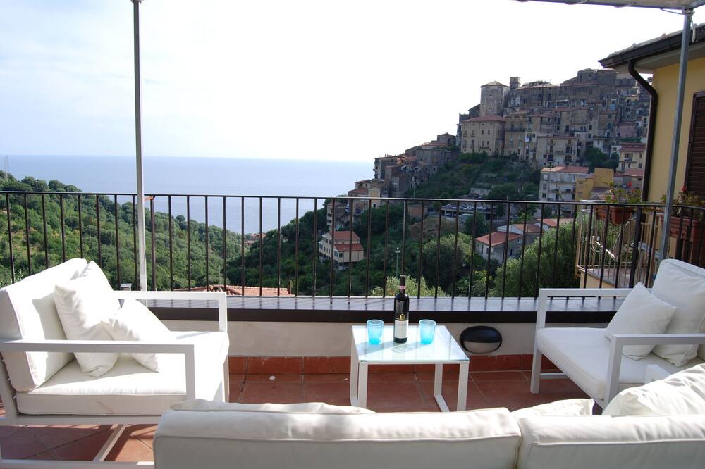 Photo of Patio Balcony in Marina Lido
