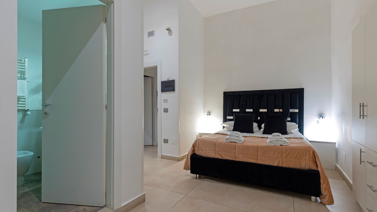 Photo of Bedroom in Naples City Centre