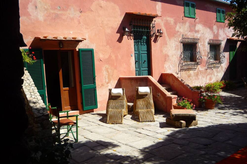 Photo of Others in Ansedonia