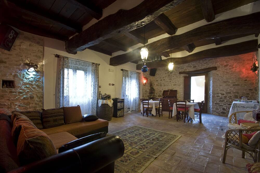 Photo of Livingroom in Uncinano