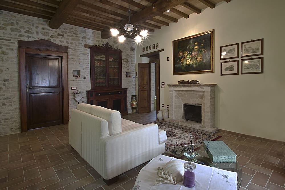 Photo of Livingroom in Uncinano