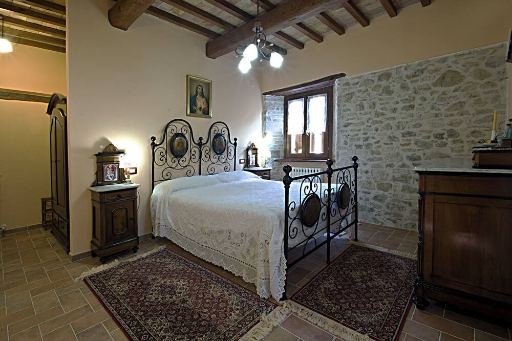Photo of Bedroom in Uncinano