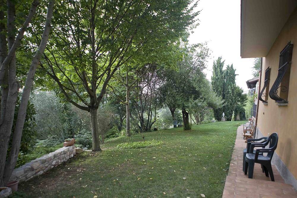 Photo of Outdoor in Uncinano