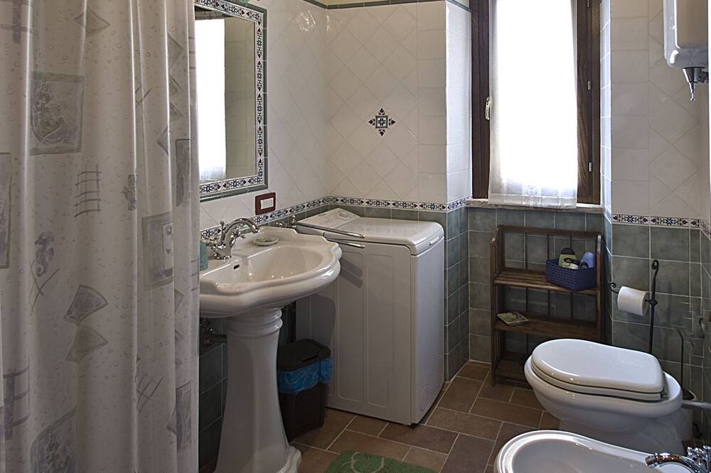 Photo of Bathroom in Uncinano