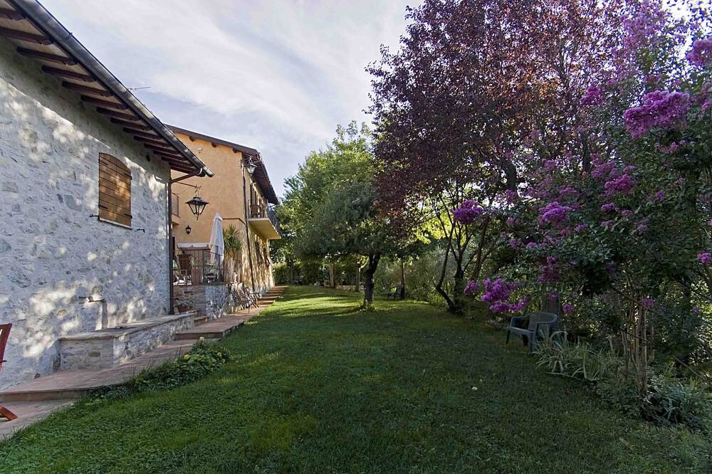 Photo of Outdoor in Uncinano