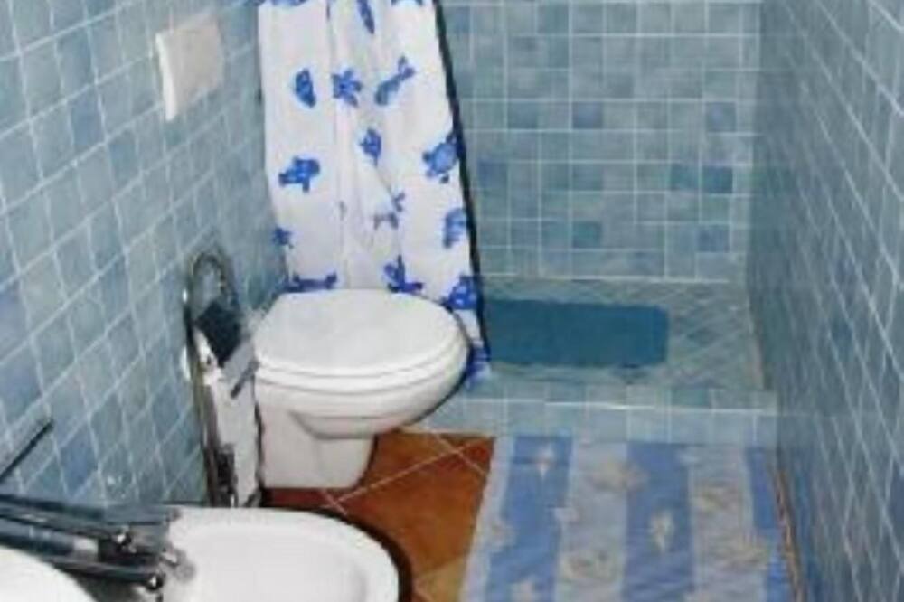 Photo of Bathroom in Giglio Castello