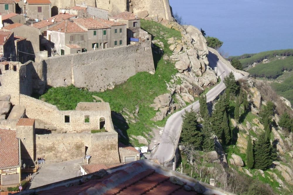 Photo of Others in Giglio Castello
