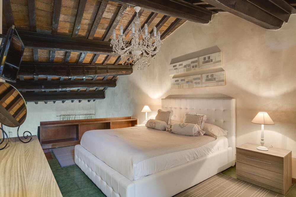 Photo of Bedroom in Rione III Colonna