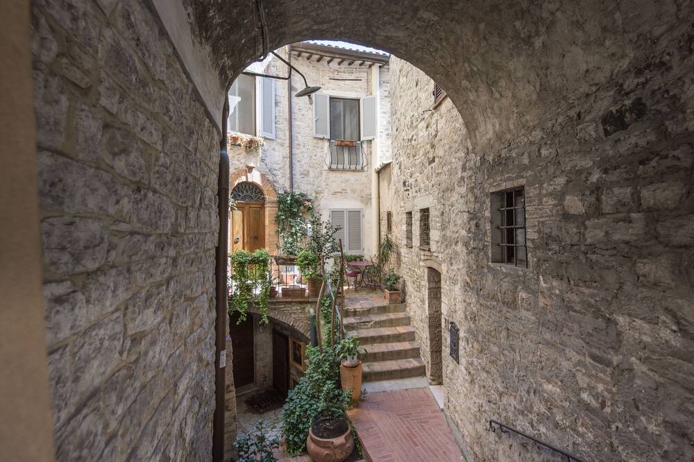 Photo of Outdoor in Todi