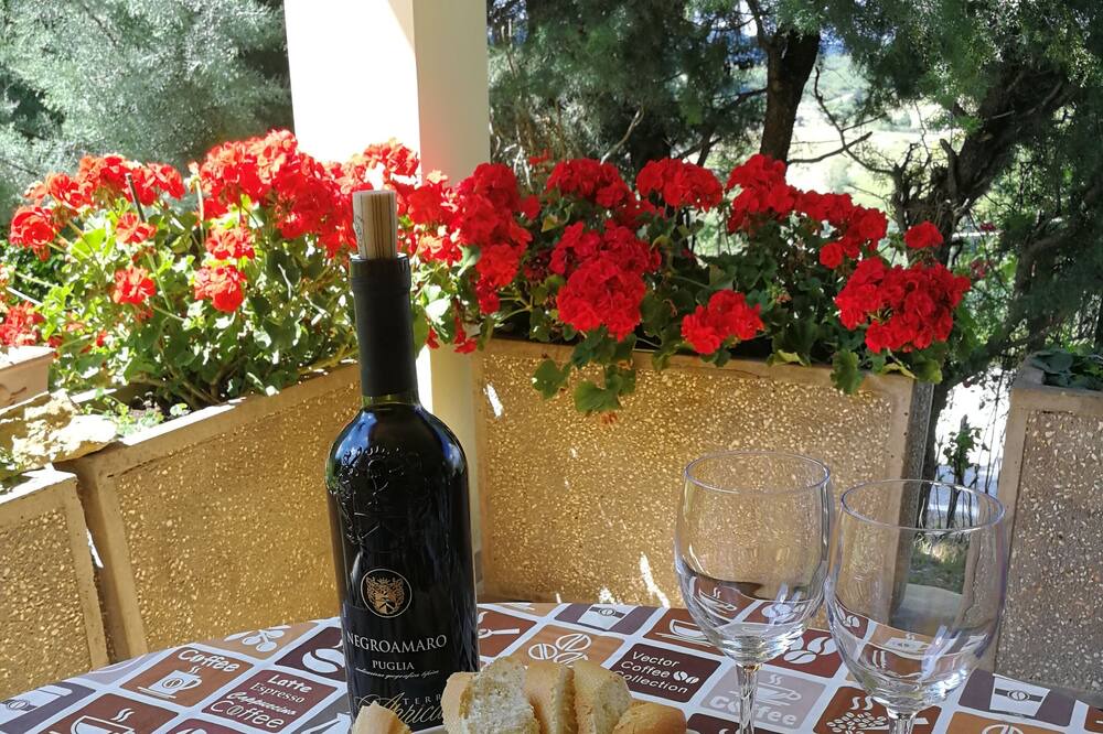 Photo of Patio Balcony in Monteluiano