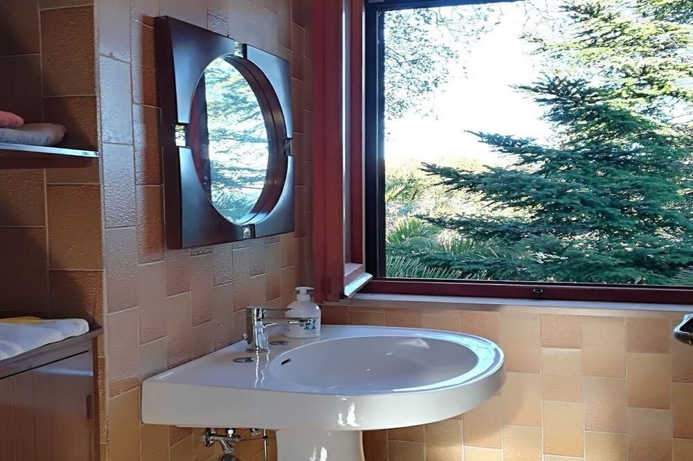 Photo of Bathroom in Vasto