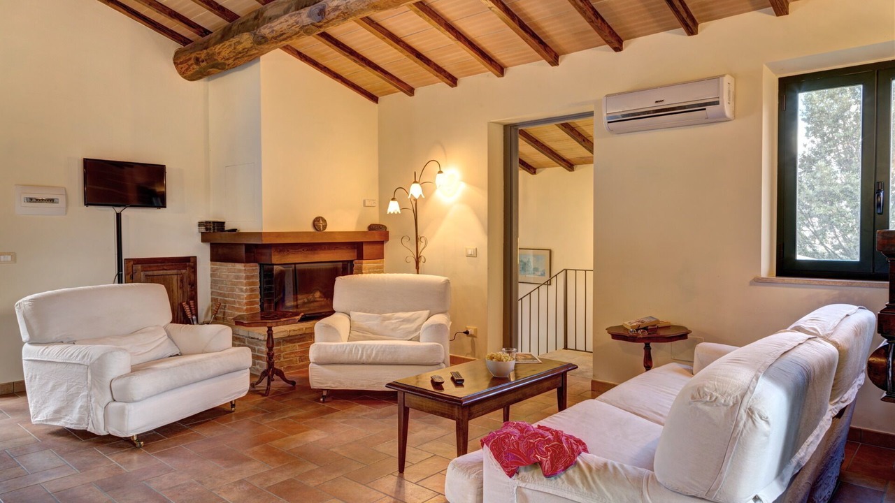 Photo of Livingroom in Amelia