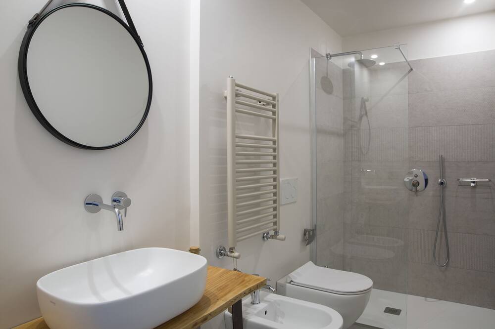 Photo of Bathroom in Giglio Porto