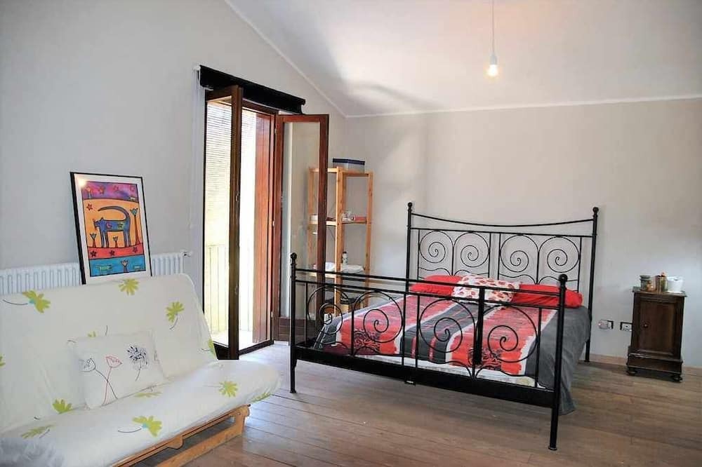 Photo of Bedroom in Itri