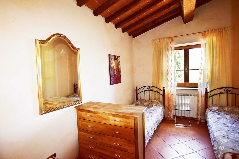 Photo of Bedroom in Poppi
