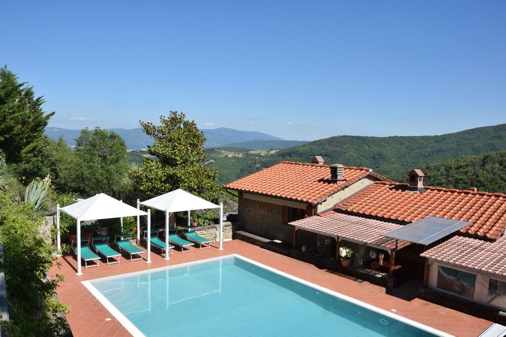 Photo of Outdoor in Poppi