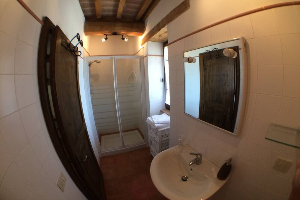 Photo of Bathroom in Panicale