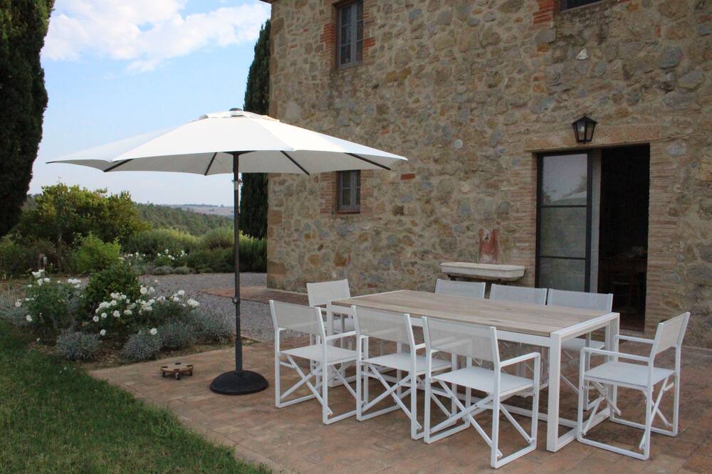 Photo of Patio Balcony in Trequanda