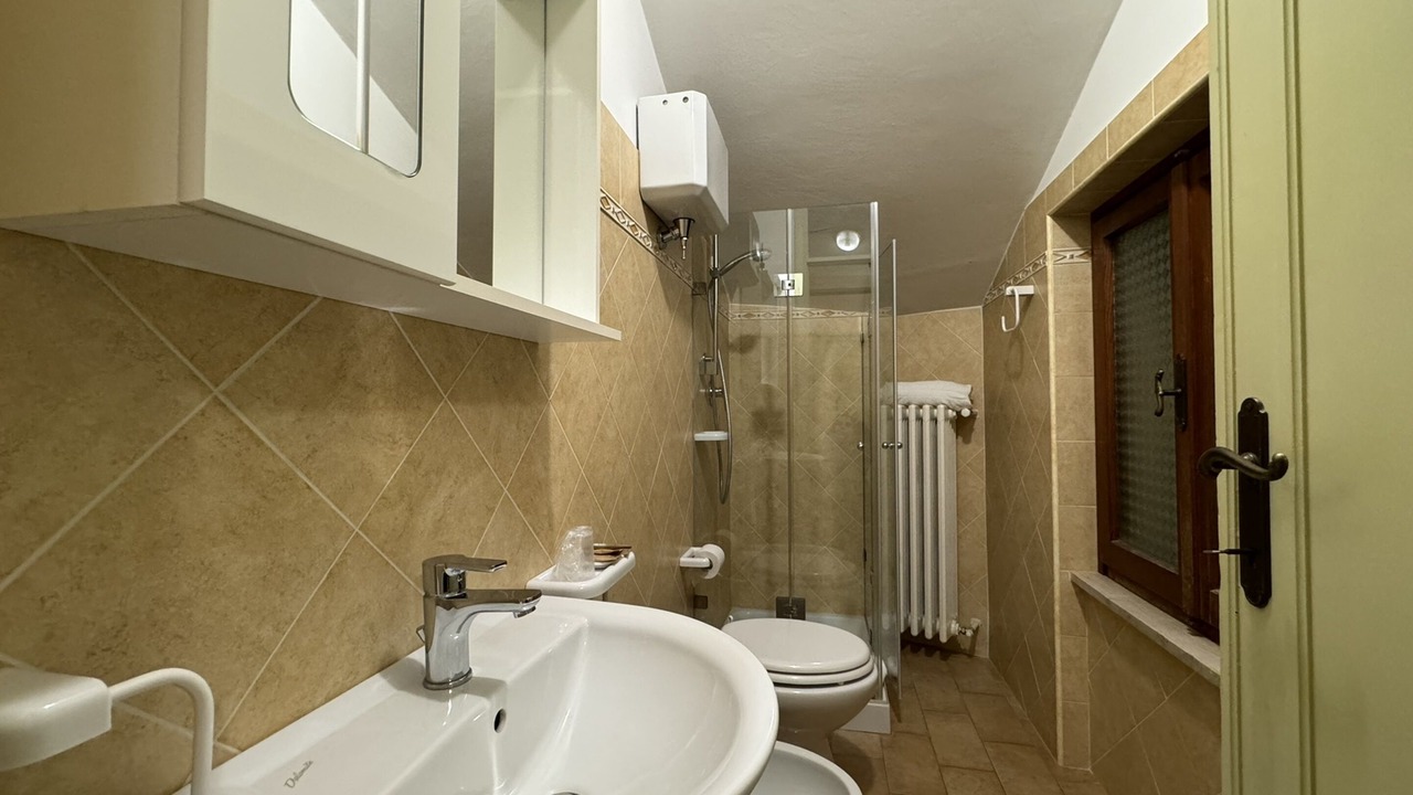 Photo of Bathroom in Todi