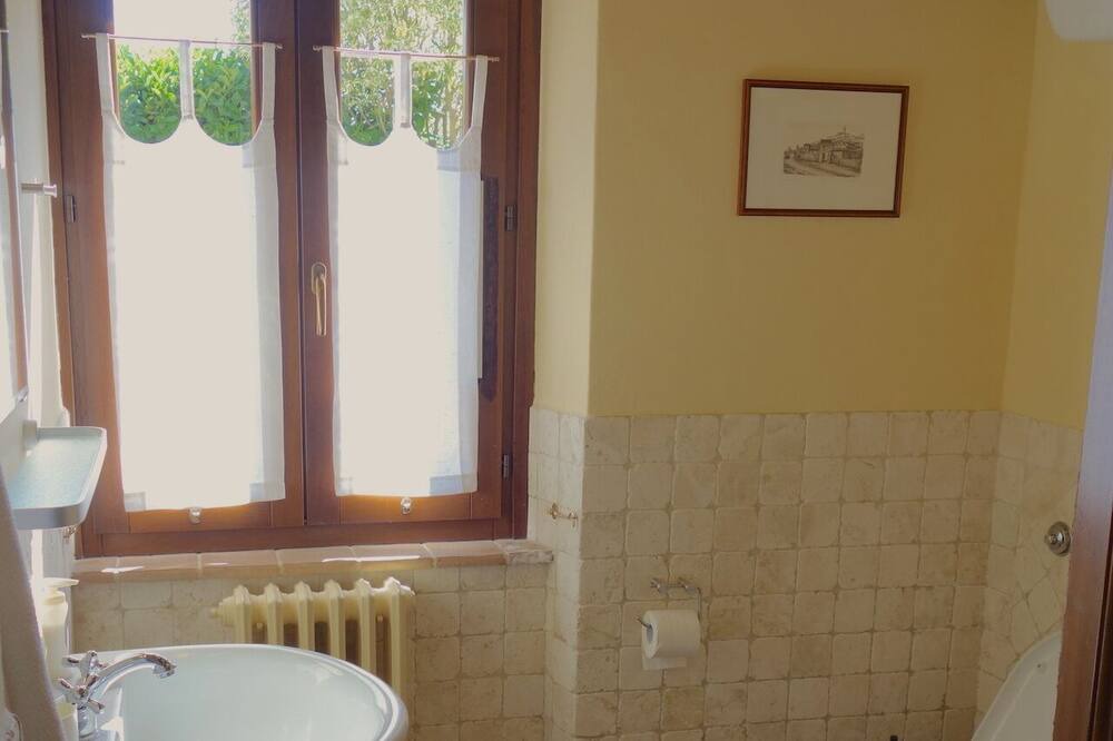 Photo of Bathroom in Quadro