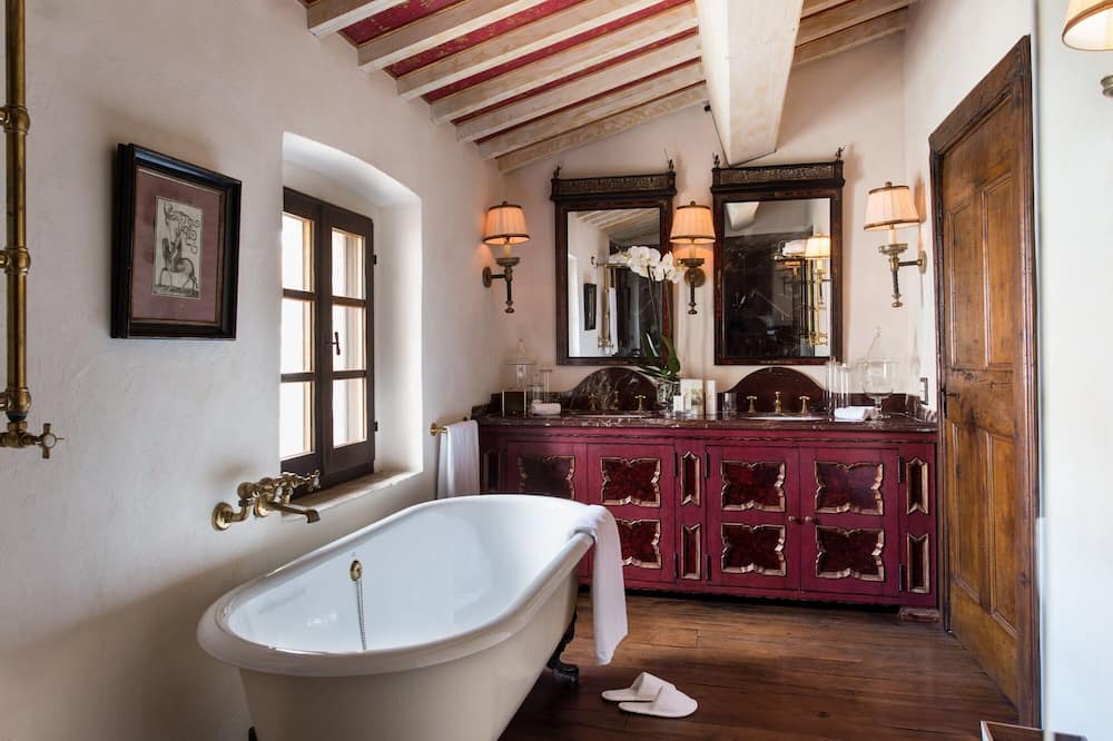 Photo of Bathroom in Montelaguardia