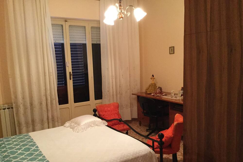 Photo of Bedroom in Atri