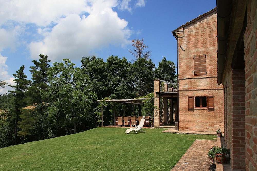 Photo of Outdoor in Amandola