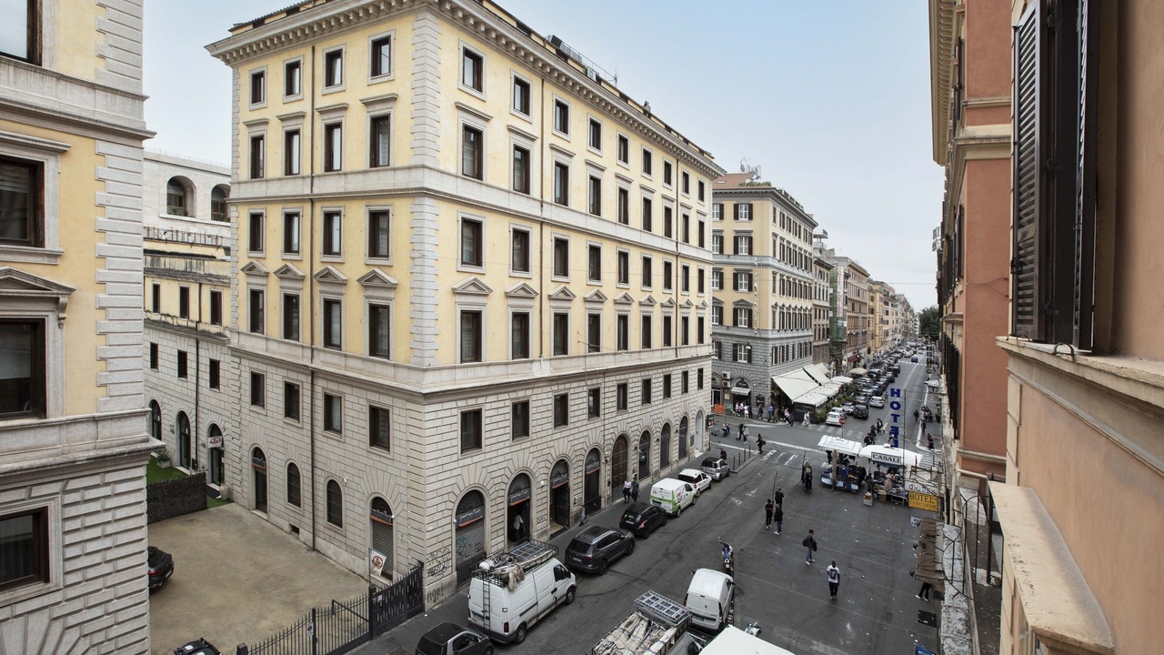 Photo of Bedroom in Rome City Centre