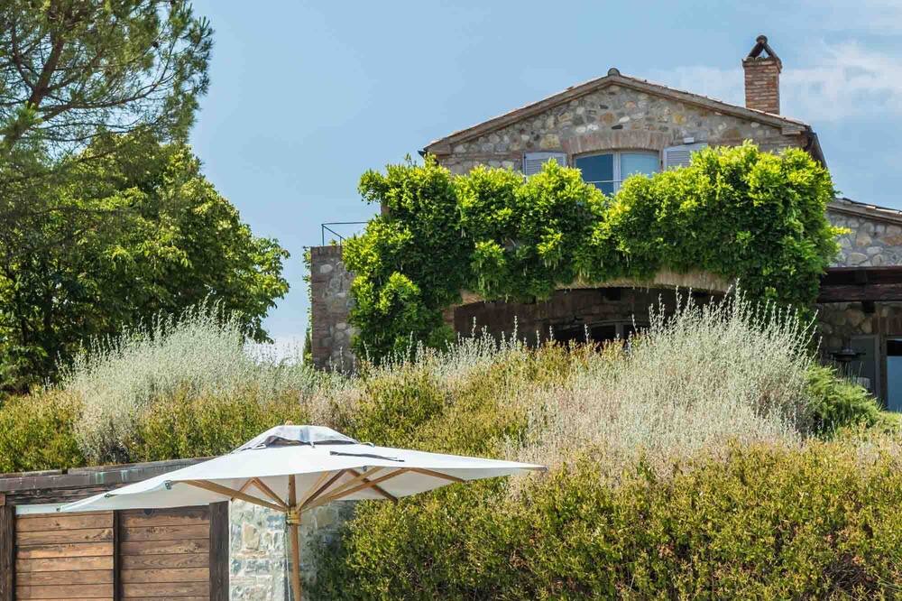 Photo of Outdoor in Allerona