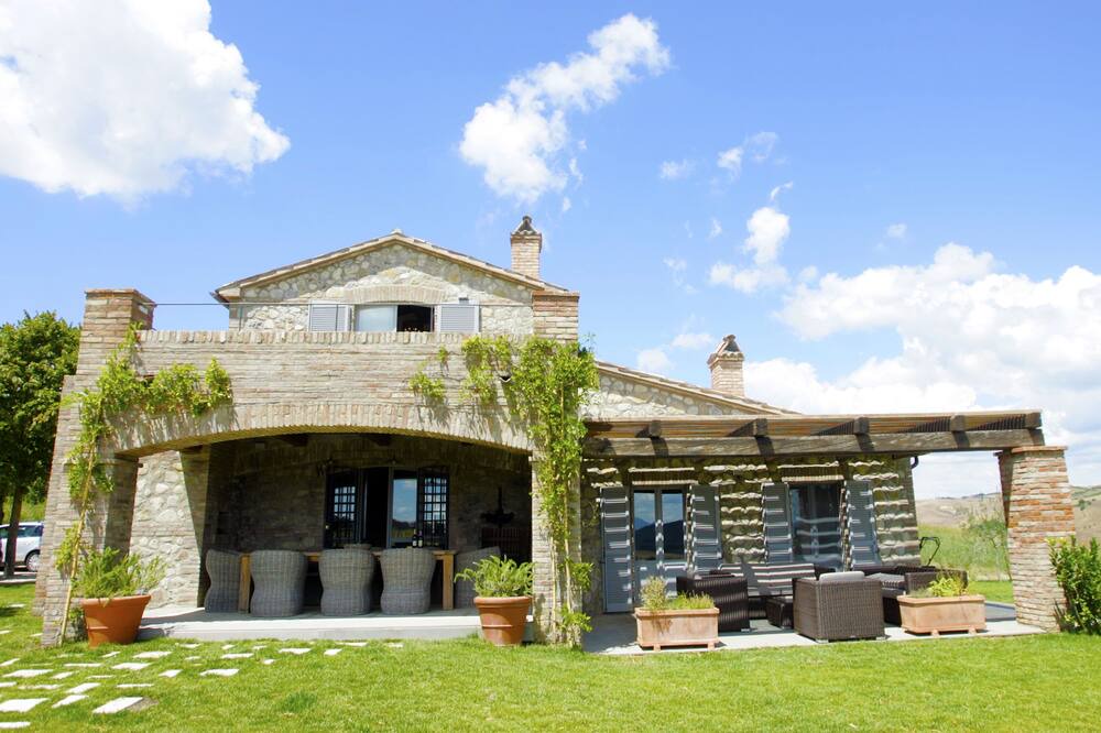 Photo of Outdoor in Allerona