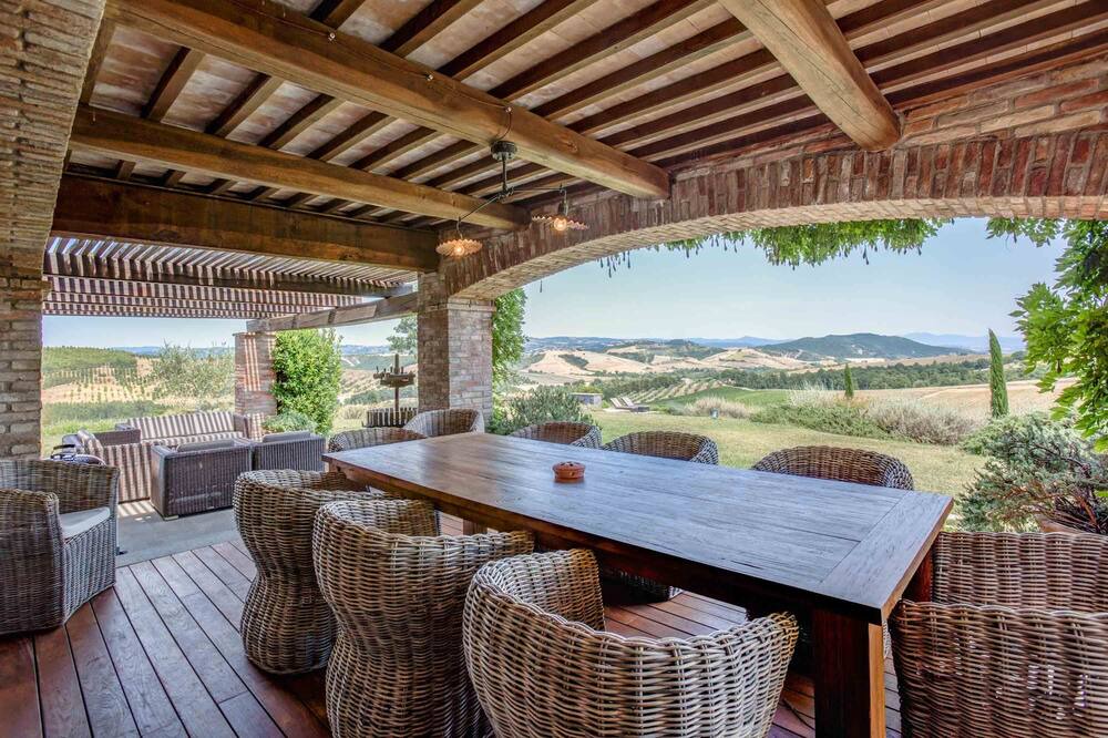 Photo of Patio Balcony in Allerona
