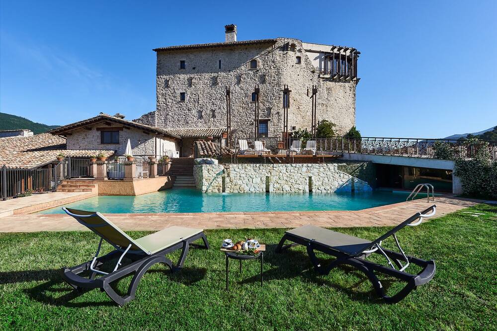Photo of Outdoor in Strettura