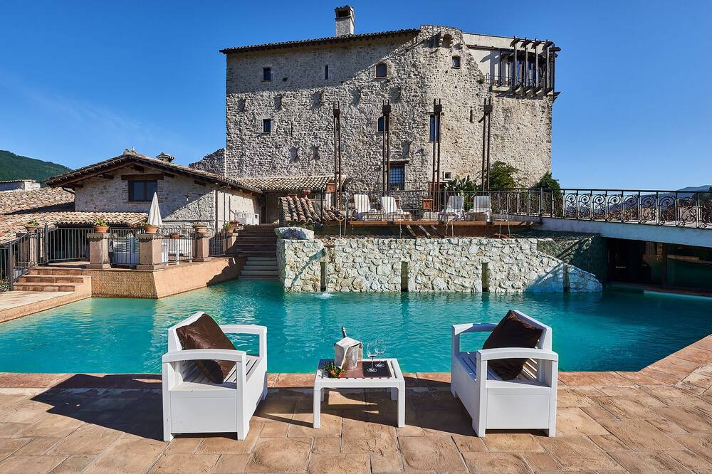 Photo of Outdoor in Strettura