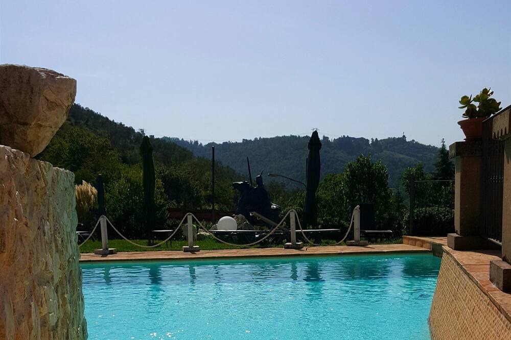 Photo of Outdoor in Strettura