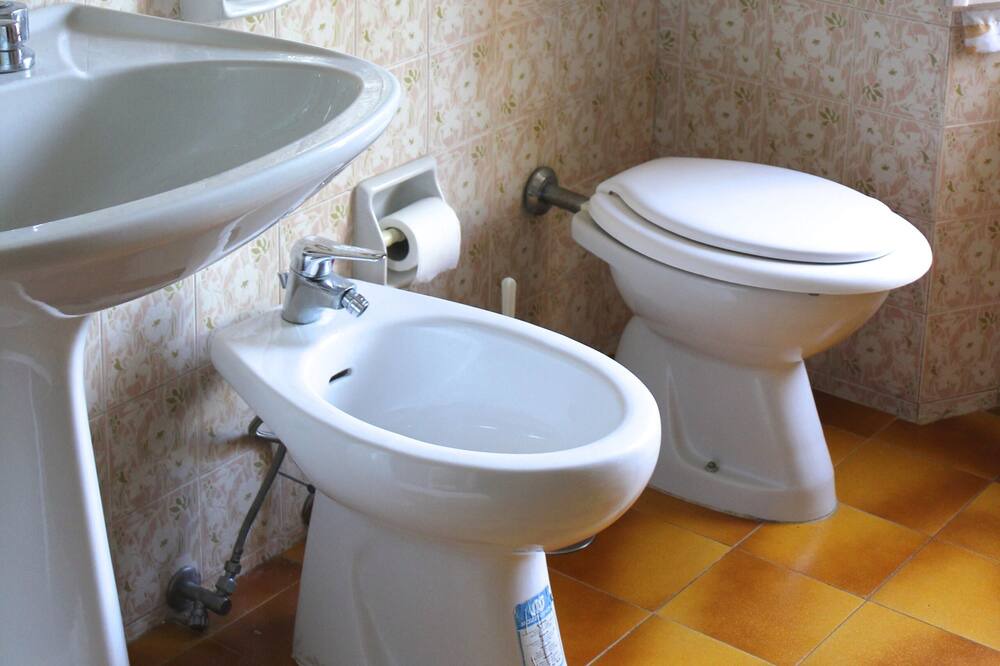 Photo of Bathroom in Montieri