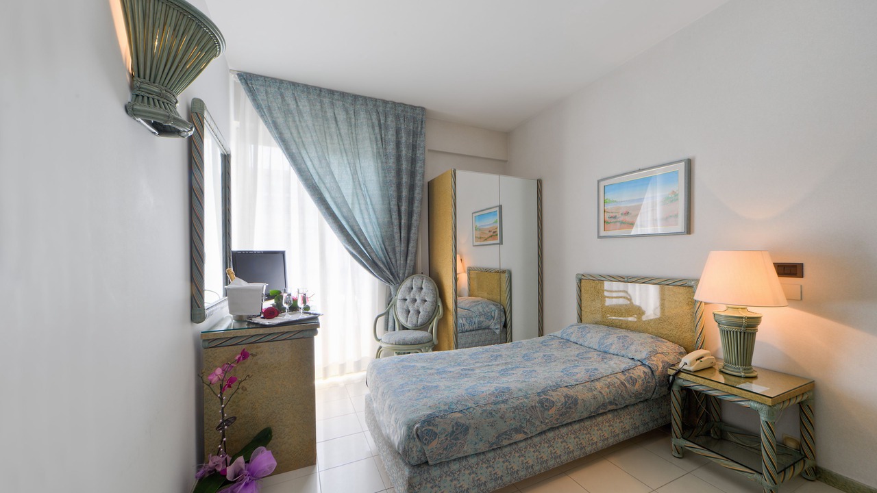 Photo of Bedroom in Pineto