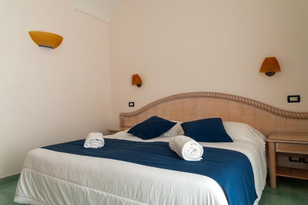Photo of Bedroom in Forio
