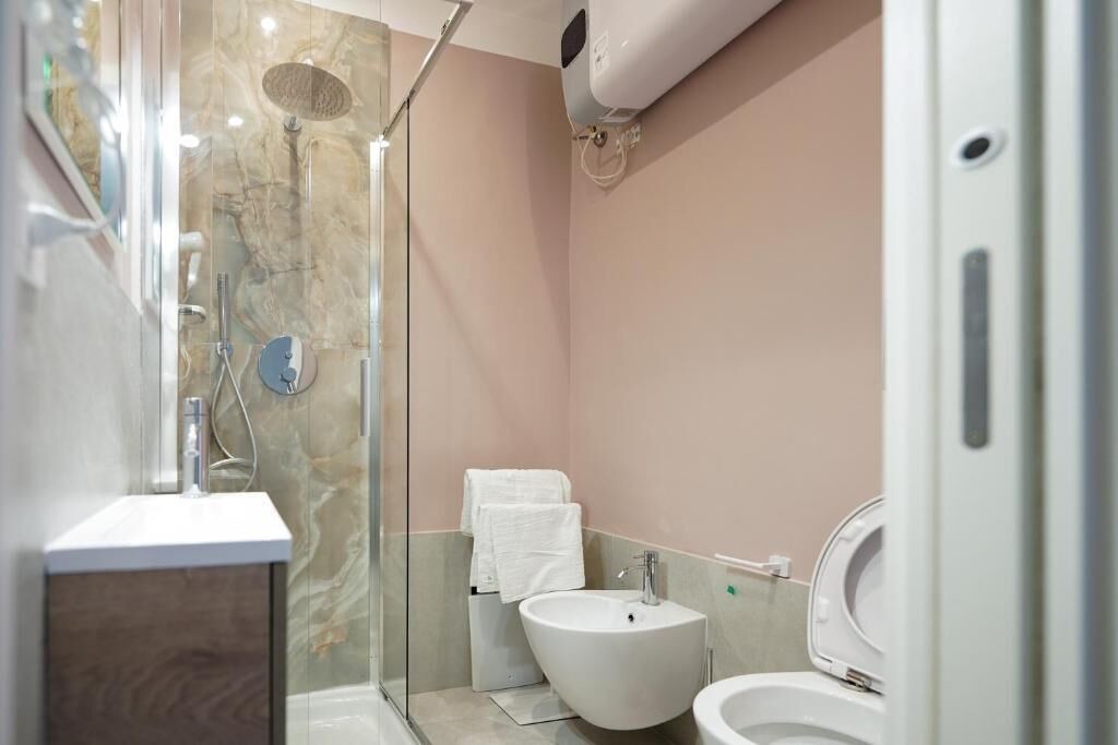Photo of Bathroom in Naples City Centre