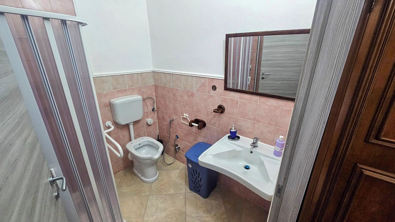 Photo of Bathroom in Albanella