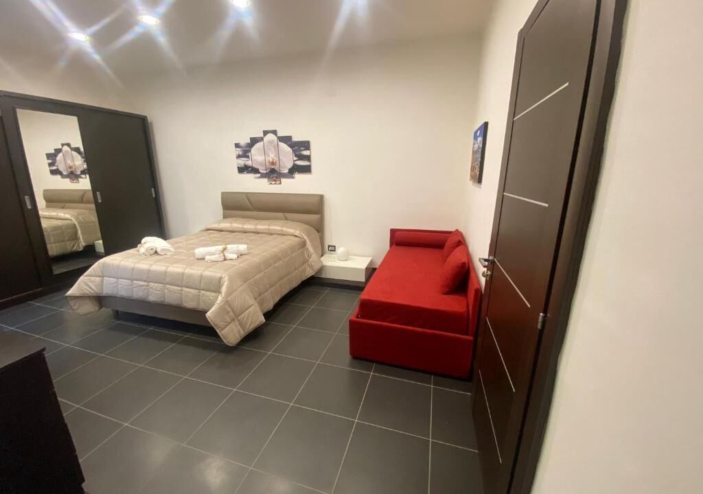 Photo of Bedroom in Naples City Centre