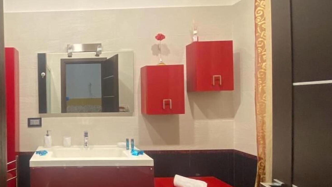 Photo of Bathroom in Naples City Centre