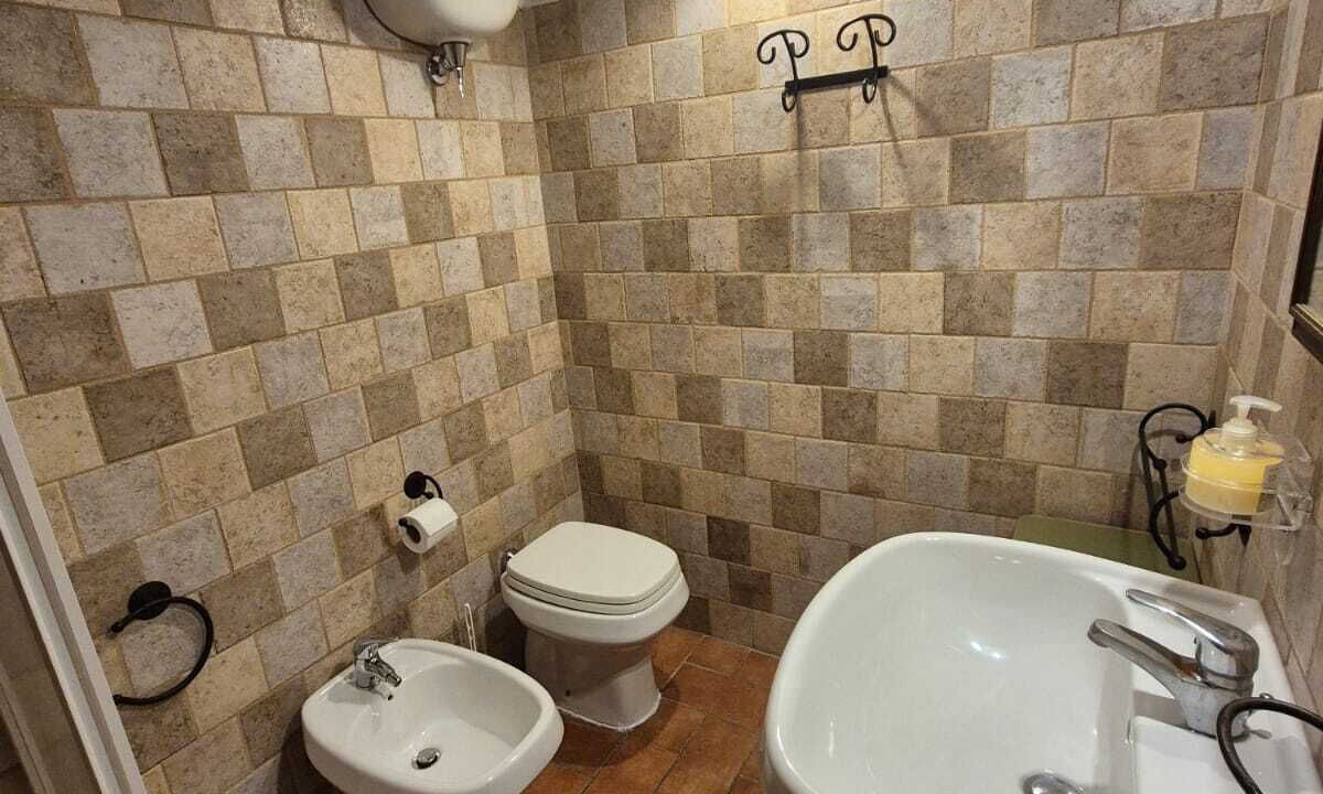 Photo of Bathroom in Eggi