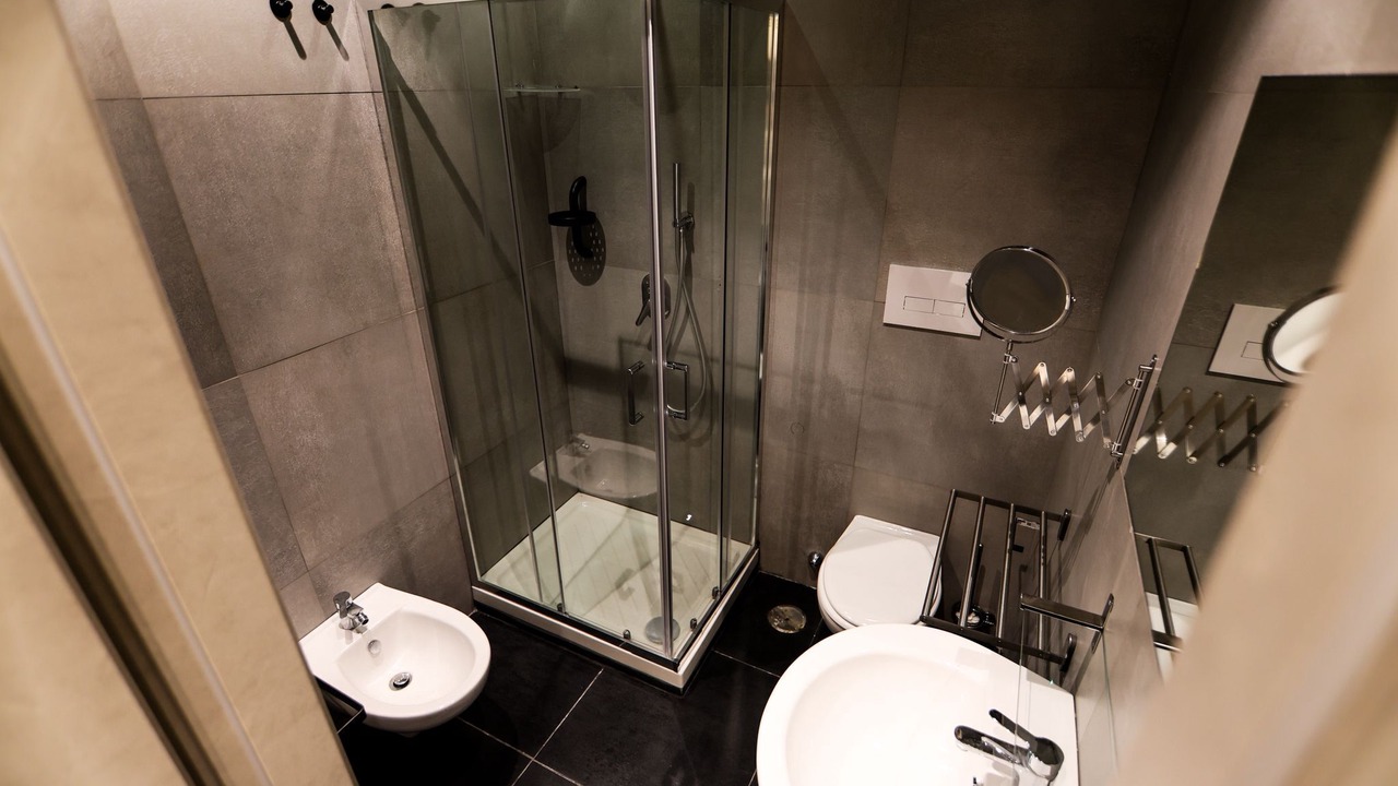 Photo of Bathroom in Naples