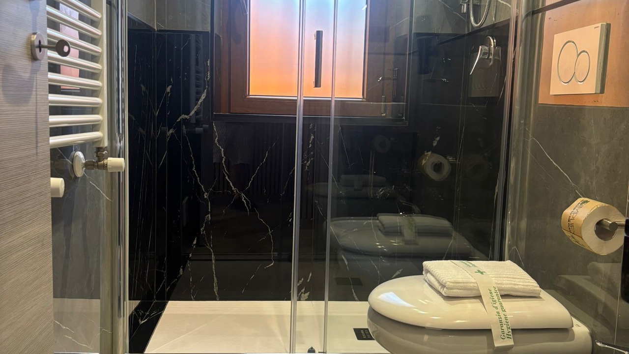 Photo of Bathroom in Universita