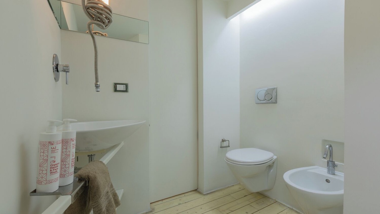 Photo of Bathroom in Historic Centre