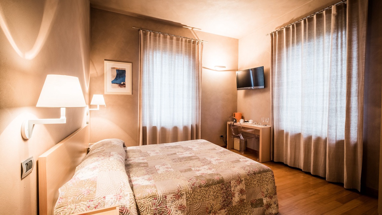 Photo of Bedroom in Castelnuovo Belbo