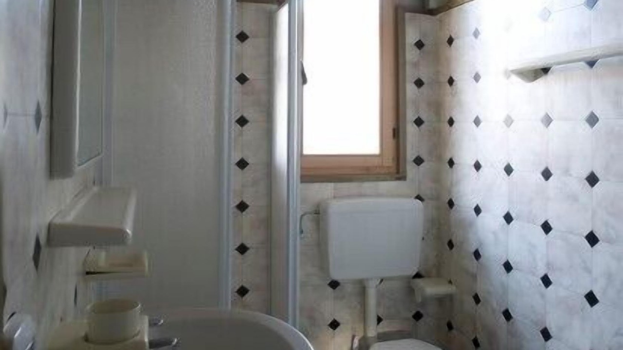 Photo of Bathroom in Marcelli