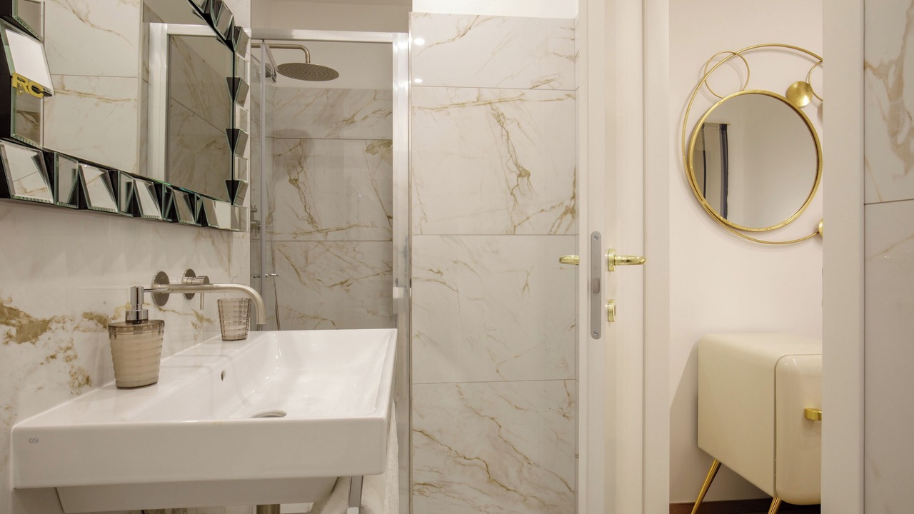 Photo of Bathroom in Universita