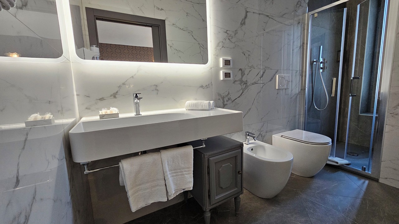Photo of Bathroom in Historic Centre